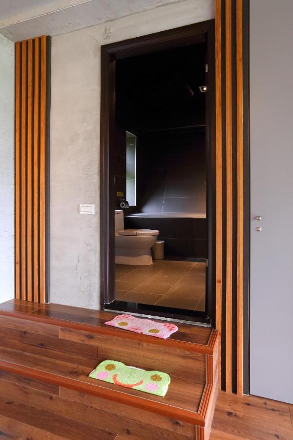 Yuemei Revika B&B מראה חיצוני תמונה